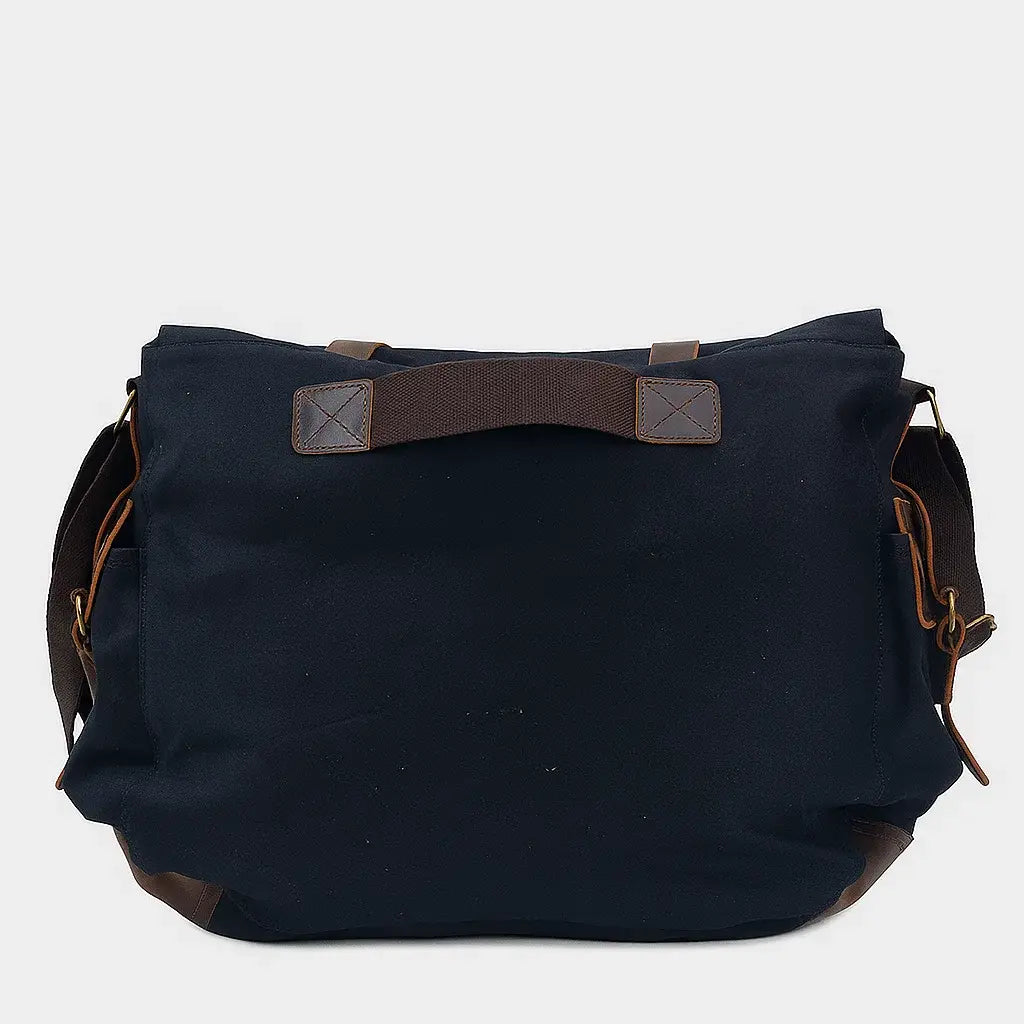 Barrett | Weekday Warrior Messenger