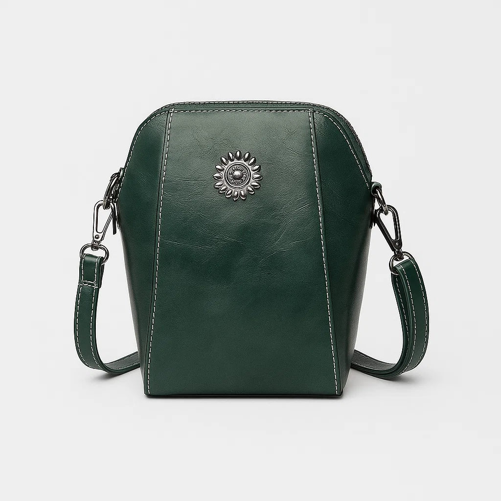 Brielle | Earthtone Grace Carry