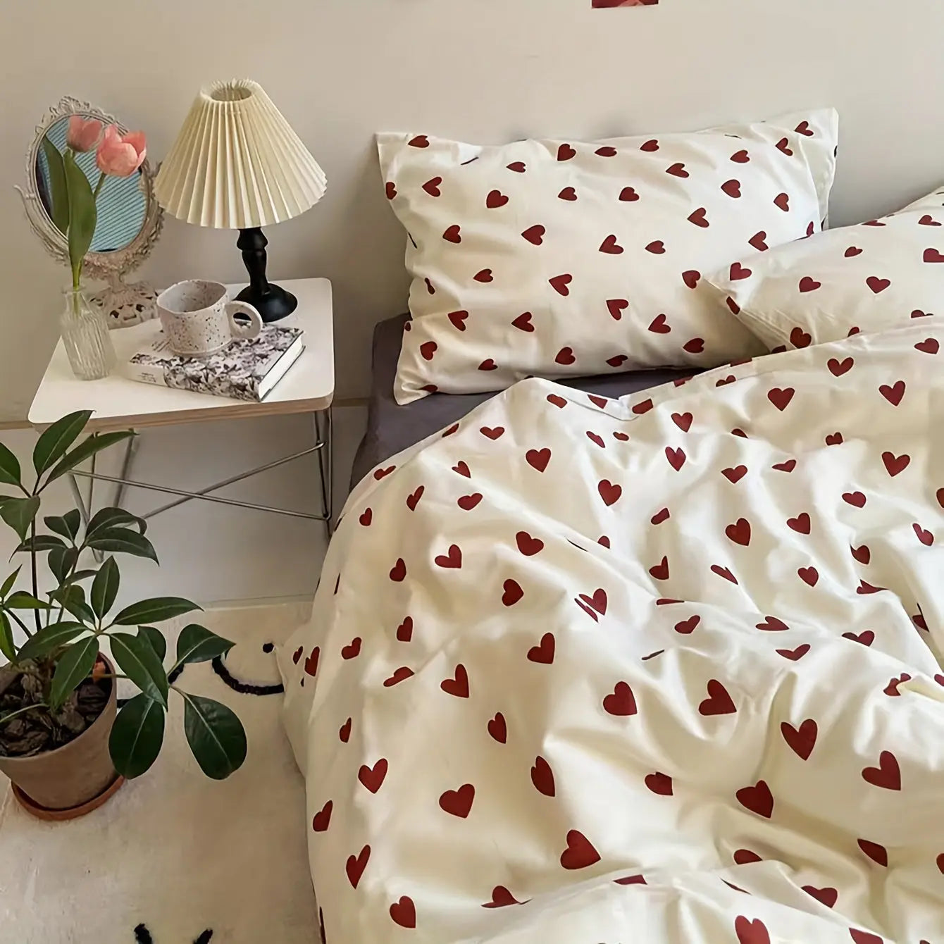 Heart Print Bedding Set | Soft Duvet Cover & Pillowcases