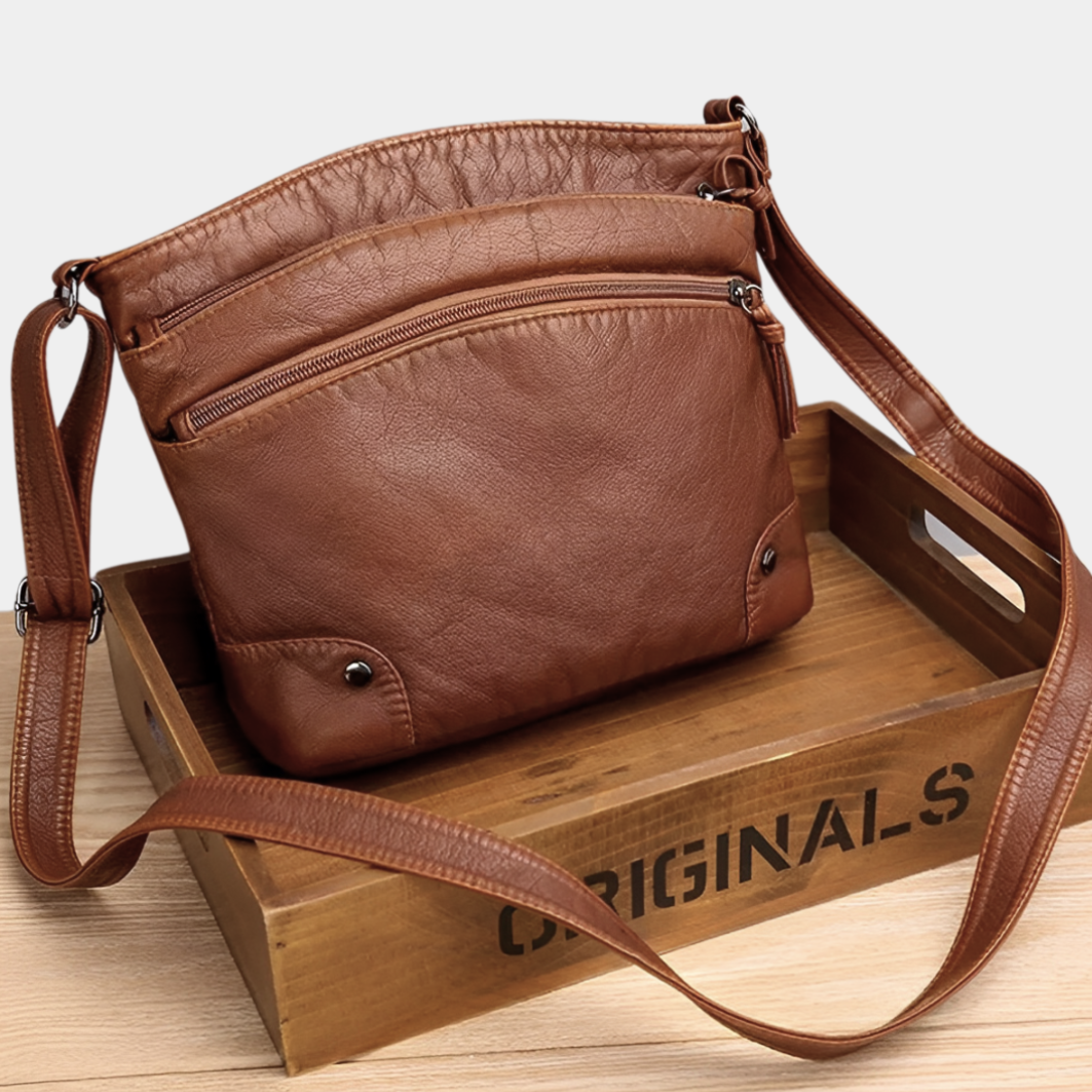 Romy | Classic Shoulder Bag wit luxurious micro-suede lining