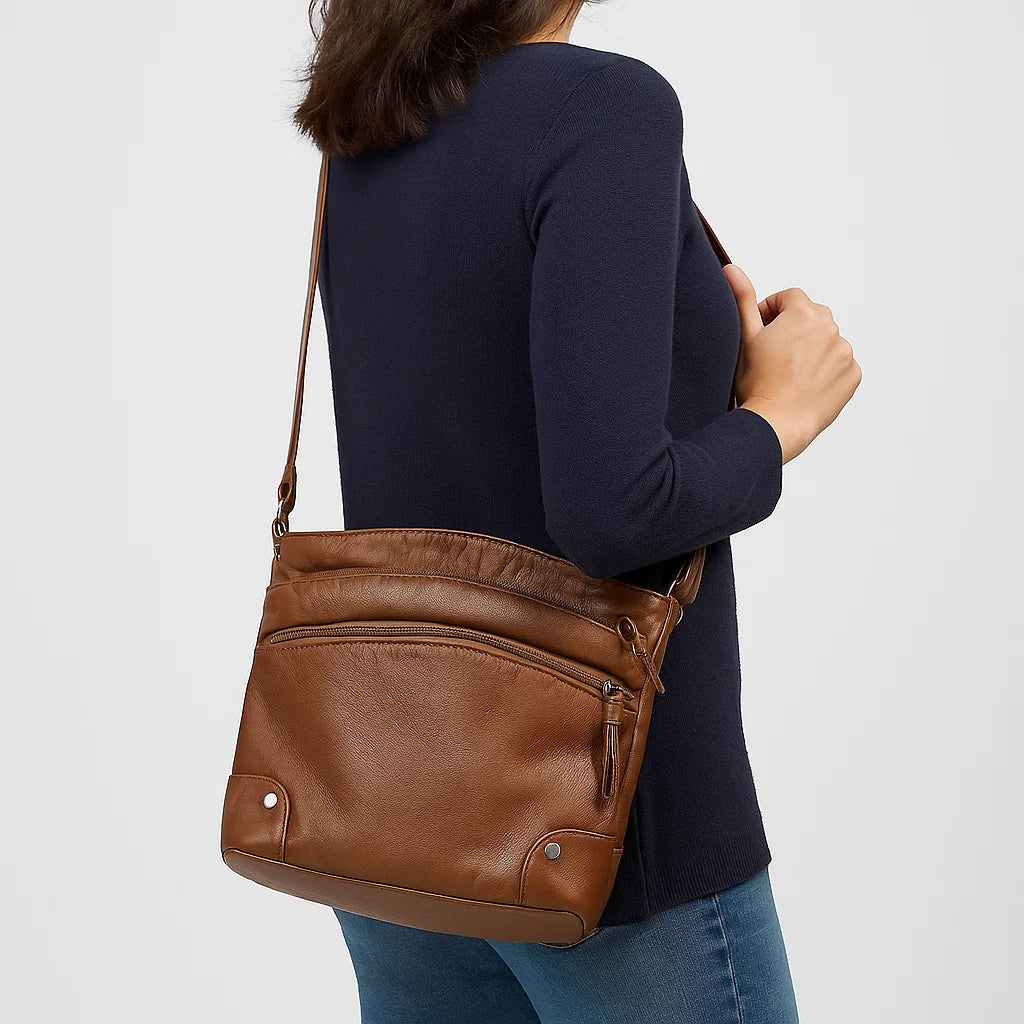 Romy | Classic Shoulder Bag wit luxurious micro-suede lining