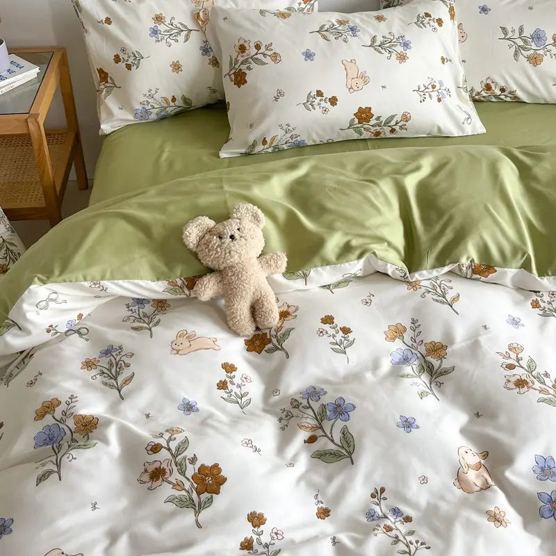 Elegant Floral Cotton Bedding Set | Soft Bed Cover & Pillowcase