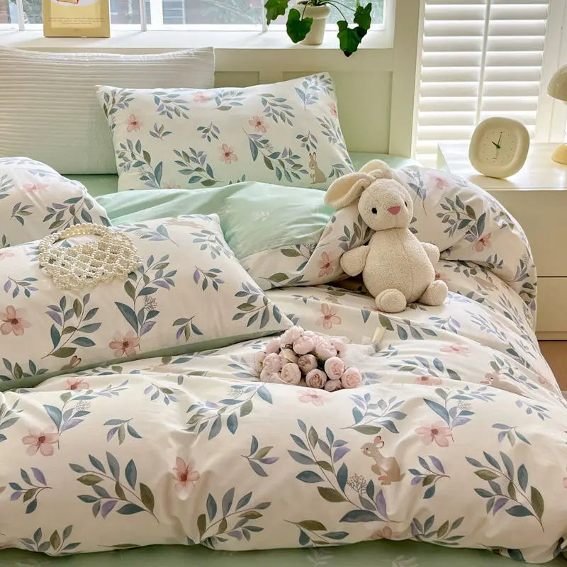 Elegant Floral Cotton Bedding Set | Soft Bed Cover & Pillowcase