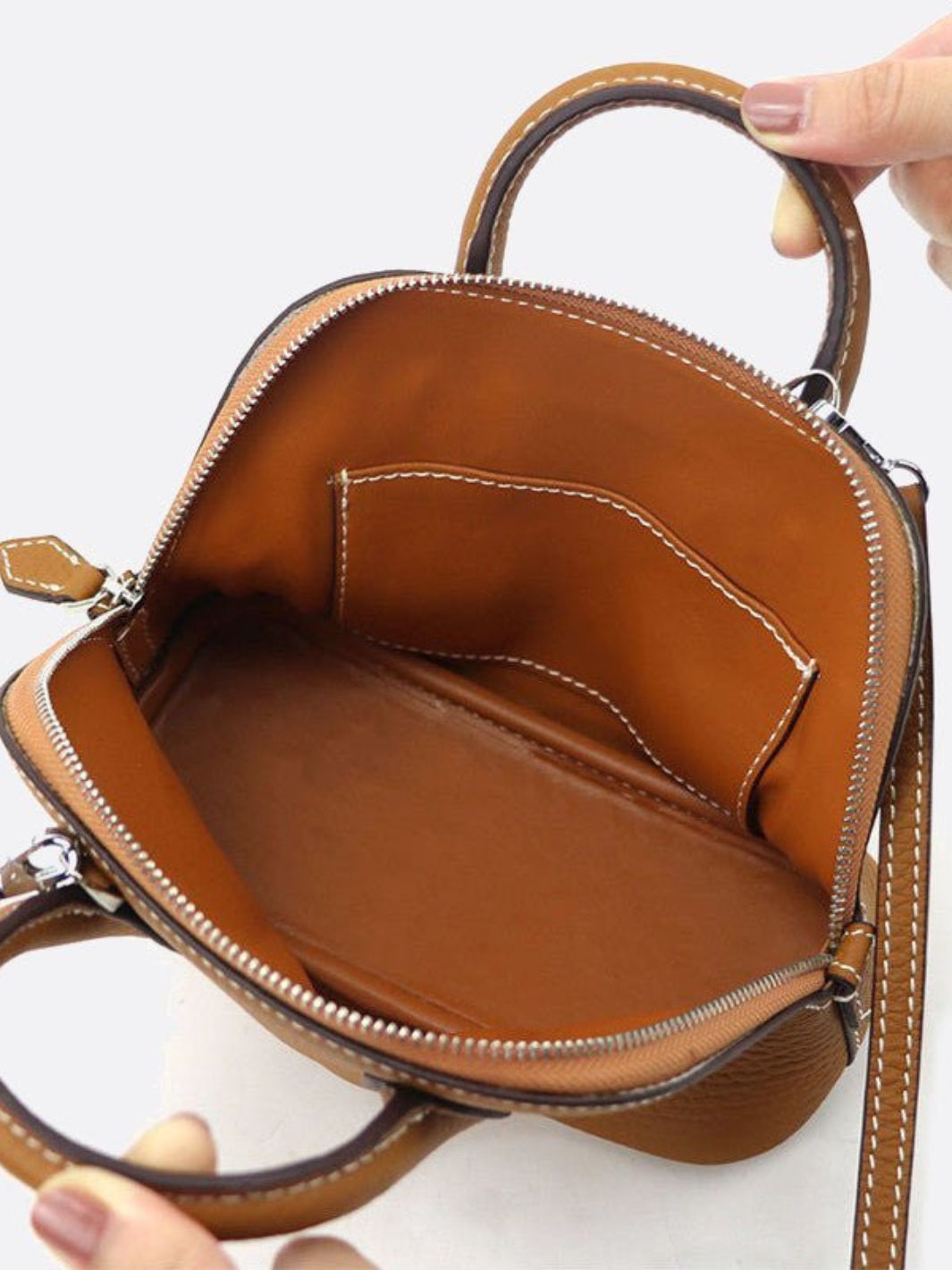 Small Genuine Leather Handbag with Adjustable Shoulder Strap – Chic Crossbody Bag for Everyday Use 2