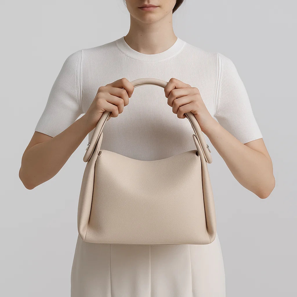 Vera | Minimalist Loop Handle Crossbody