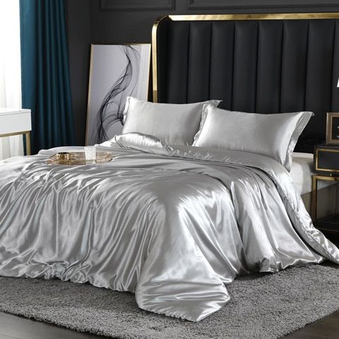 Luxury Silk Satin Bed Set | 4-Piece Duvet Cover & Pillowcase Set