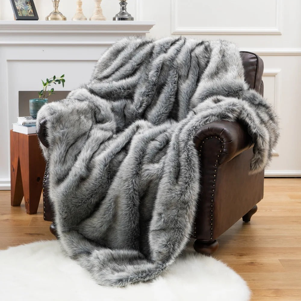 Luxury Home Blanket | Faux Fur Throw for Warmth & Style