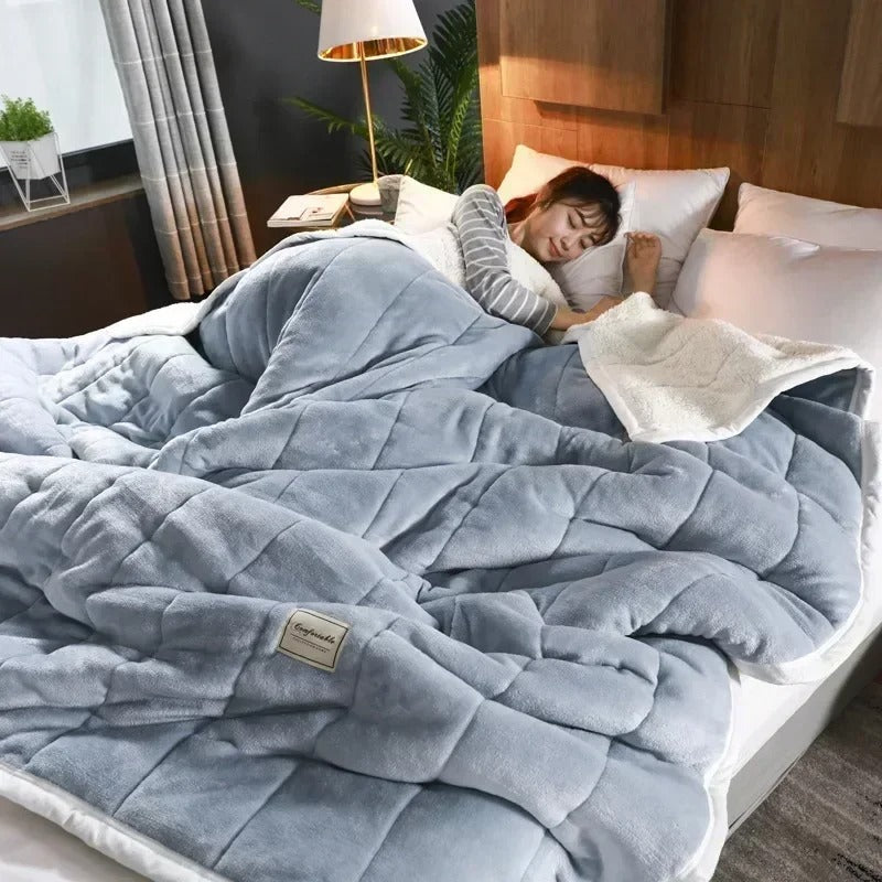 Plush Coral Fleece Blanket | Soft Flannel Throw for Winter Warmth
