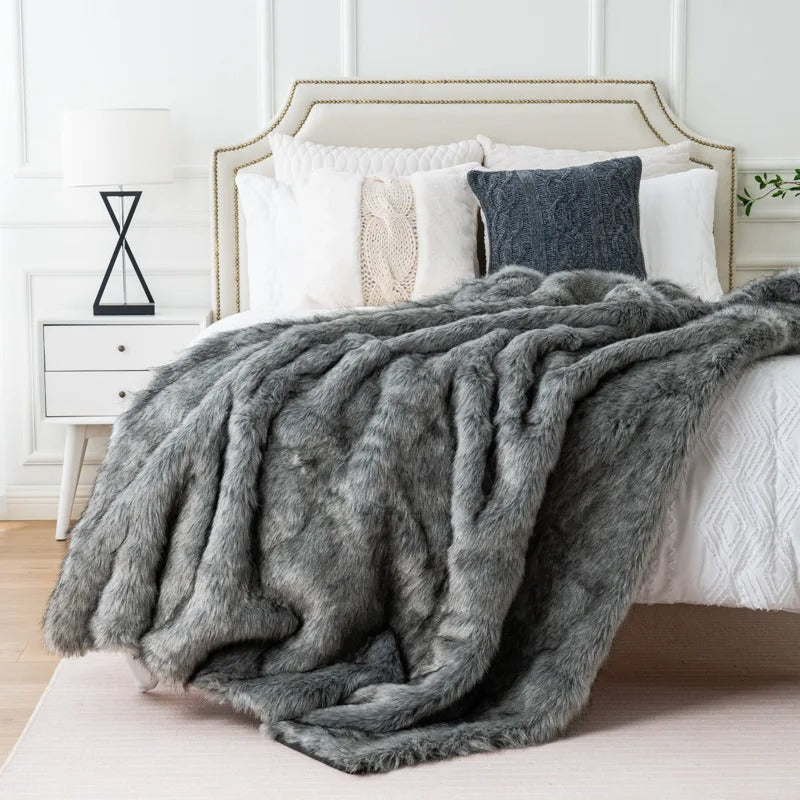 Luxury Home Blanket | Faux Fur Throw for Warmth & Style
