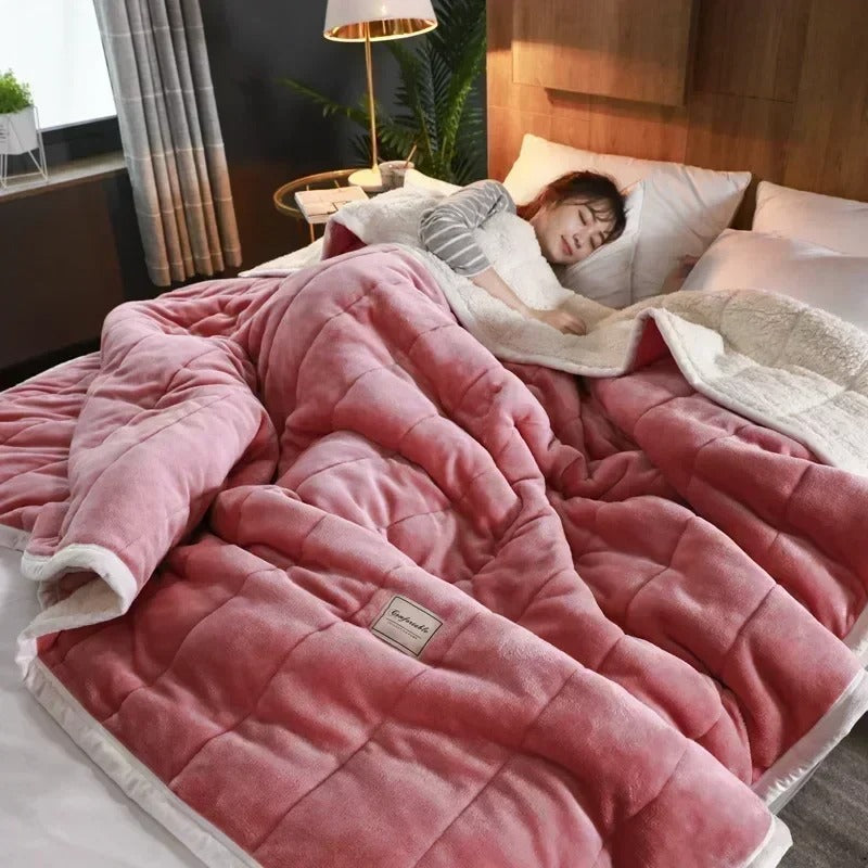 Plush Coral Fleece Blanket | Soft Flannel Throw for Winter Warmth