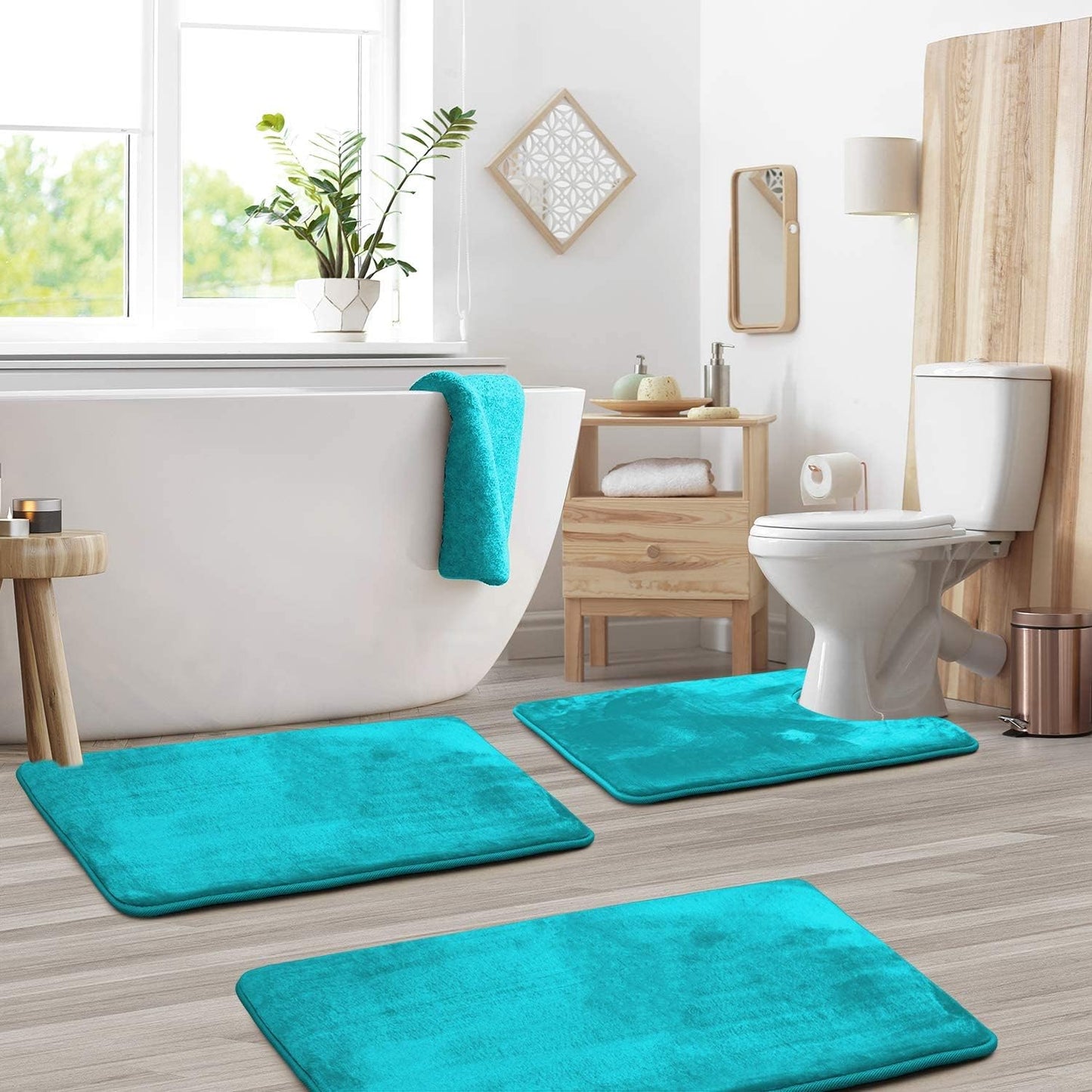 3-Piece Velvet Bath Mat Set | Non-Slip & Fast-Dry Comfort