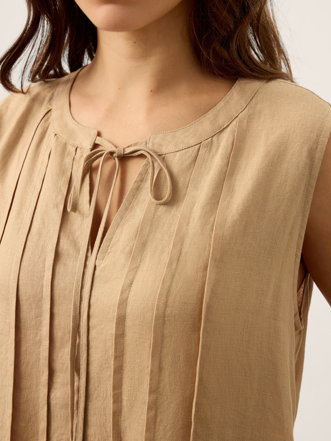 Brynlee | Women’s Linen Sleeveless Tie-Neck Maxi Dress