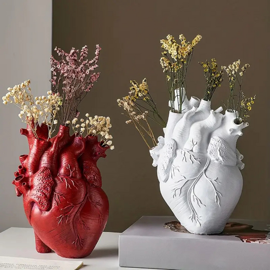 AmoraBloom Heart Vase | Romantic Ceramic Floral Display with Artistic Flair