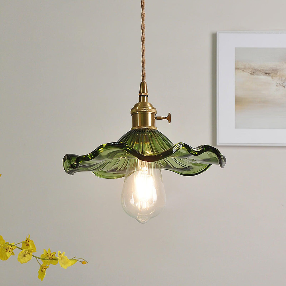 Chic Flower Design | StellarFlora Glass Pendant Lamp