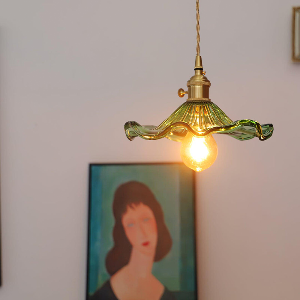 Chic Flower Design | StellarFlora Glass Pendant Lamp
