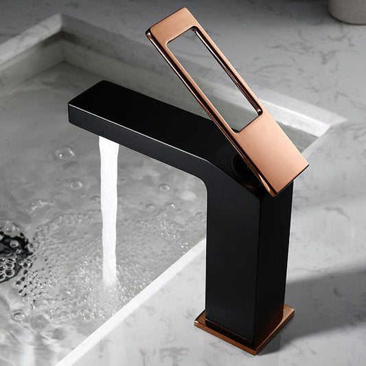 MonoSteel Mixer | Sleek Single-Handle Control with Rust-Resistant Strength