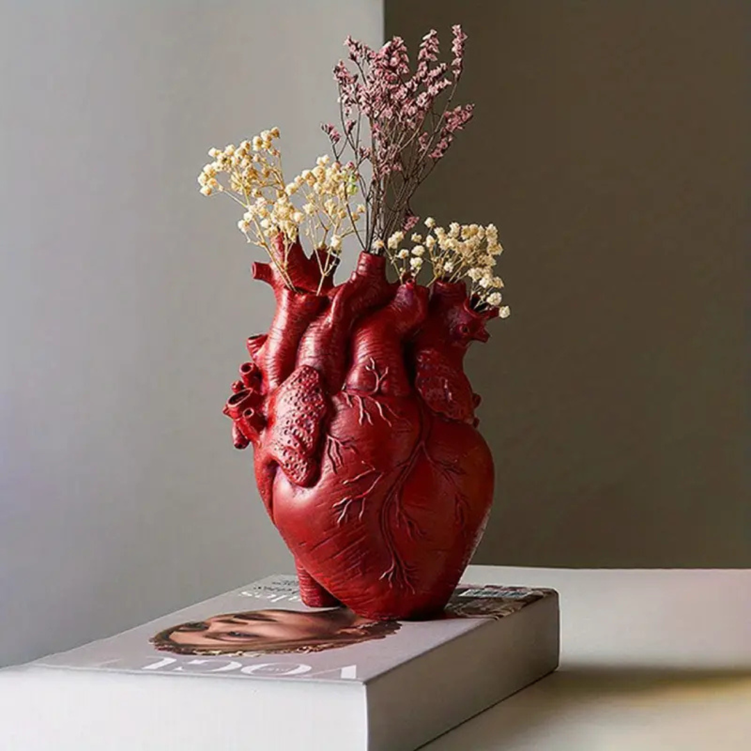 AmoraBloom Heart Vase | Romantic Ceramic Floral Display with Artistic Flair