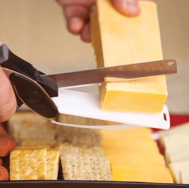 ChopBoard Knife | 2-in-1 Kitchen Knife with Integrated Cutting Board