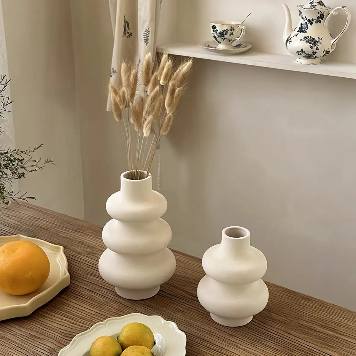 BloomCraft Ceramic Vase | Modern Décor for Flowers