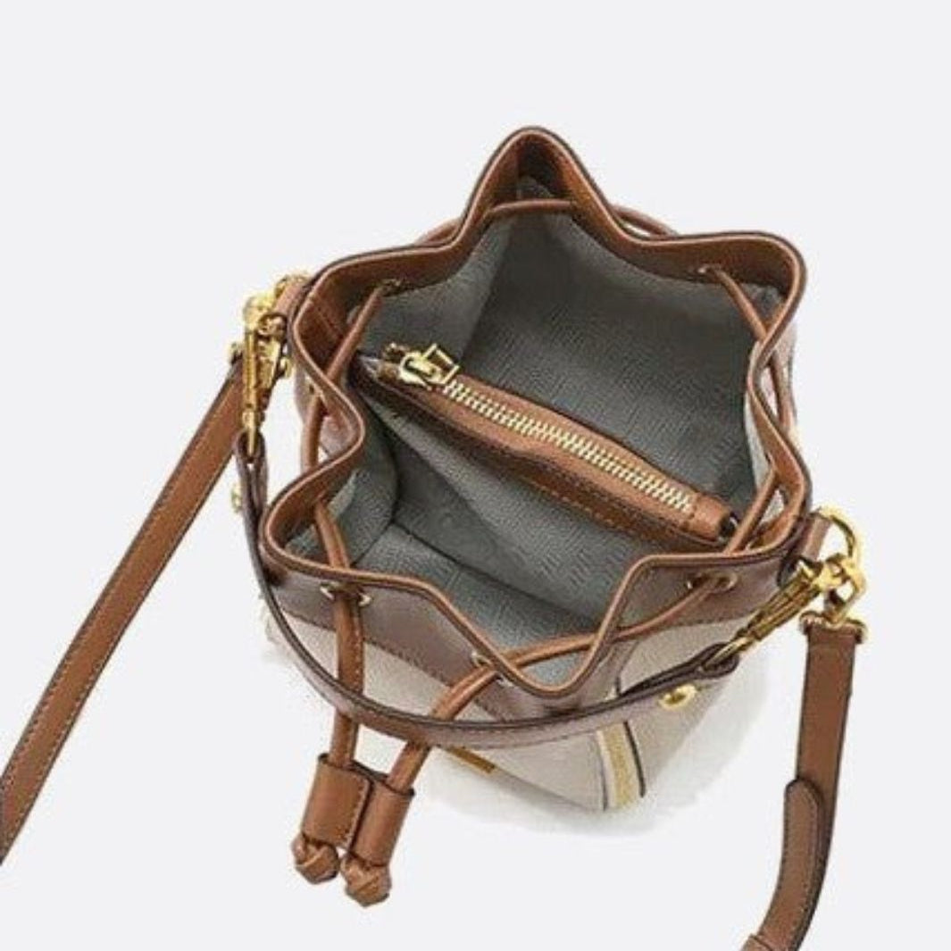 Genuine Leather Bucket Handbag with Removable Straps and Zipped Pocket – Chic Crossbody Tote in Cowhide Leather 5
