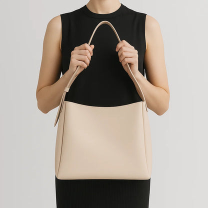 Livia | Ultimate Carryall Bag