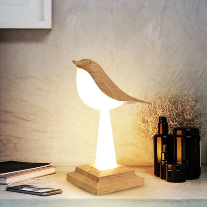 AvianAura Lamp | Vibrant LED Table Light Inspired by Exotic Eclectus Plumage