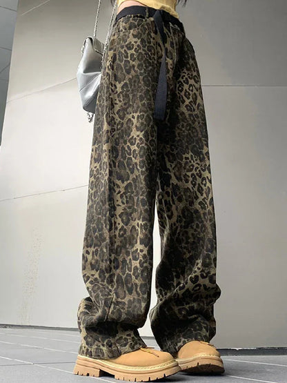 Marian | Women’s Leopard Print Flowing High-Waist Pants