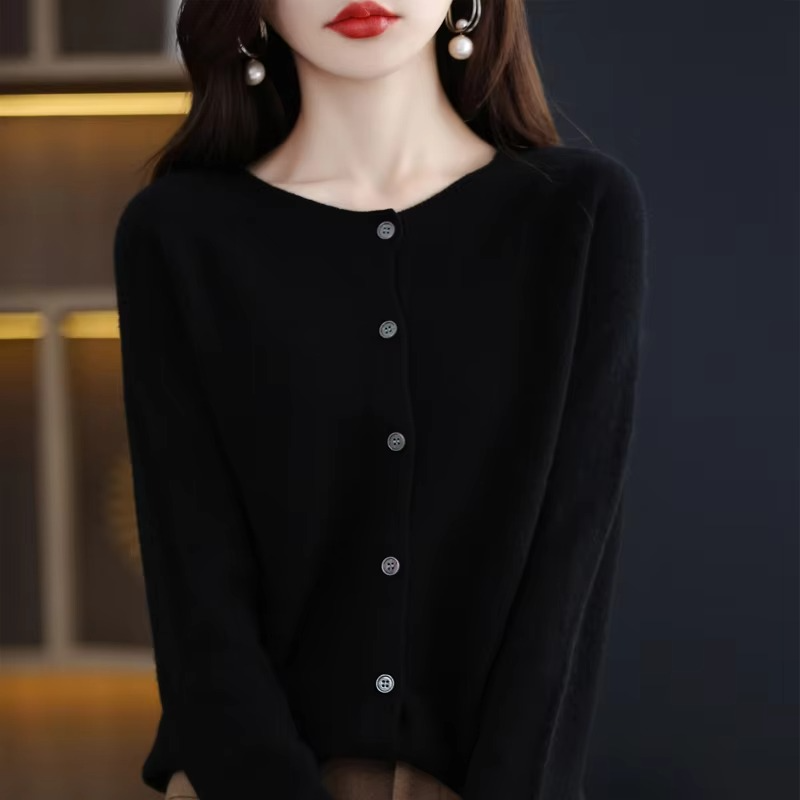 Harper | Women’s Relaxed Fit Alpine Wool Cardigan