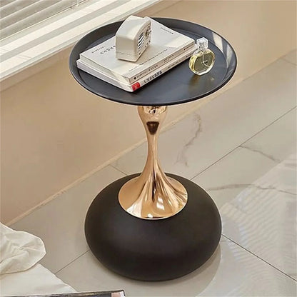 LunaVita Table | Italian Elegance in a Sculpted Metal Form