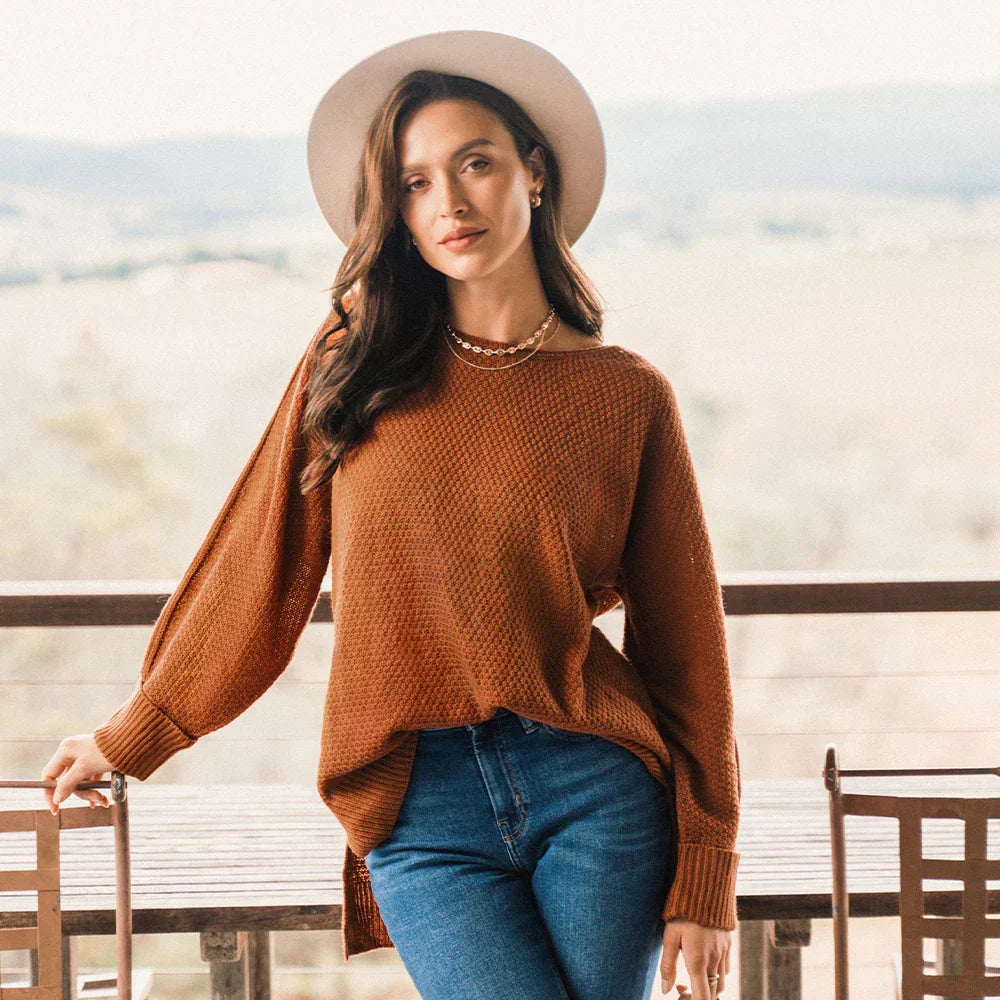 Talia | Women’s Casual Sweater with Silhouette & Long Sleeves