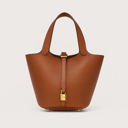 Sienna | Utility Bucket Bag - Versatile and elegant