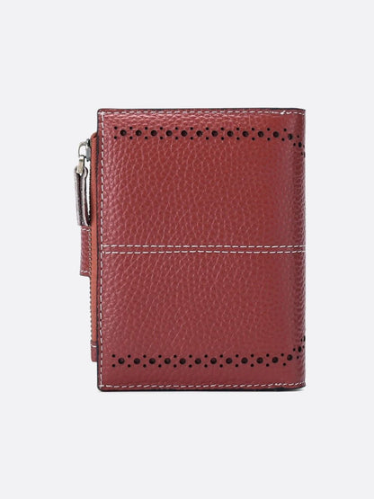 Stylish Women's Wallet in Red Cowhide Leather with RFID Protection and Floral Pattern – Ample Storage and Durable Design 4
