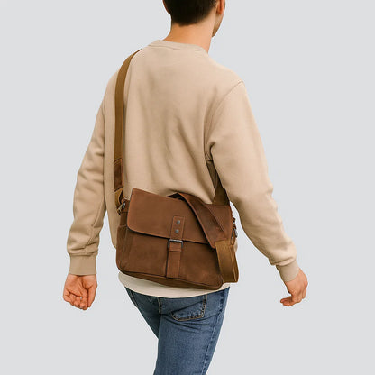 Thatcher | Vintage Rider Messenger