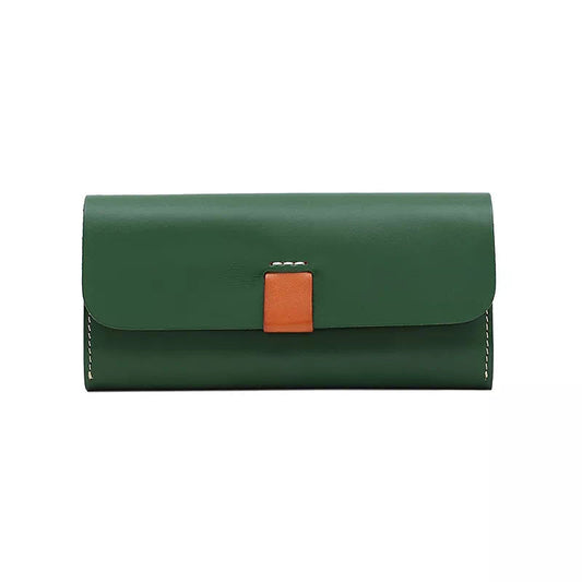 Women's Leather Snap Wallet with Multiple Card Slots and Zipper Pocket – Elegant Vintage Design 1
