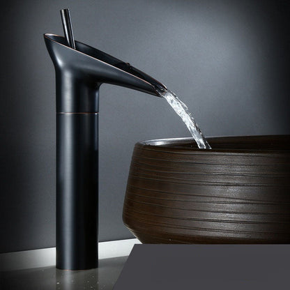 CascadeVintage Faucet | Timeless Charm in Antique Brass with a Gentle Waterfall Flow