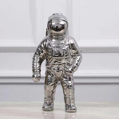 CosmoBloom Astronaut Vase | Futuristic Resin Planter in Luxe Gold or Silver Finish