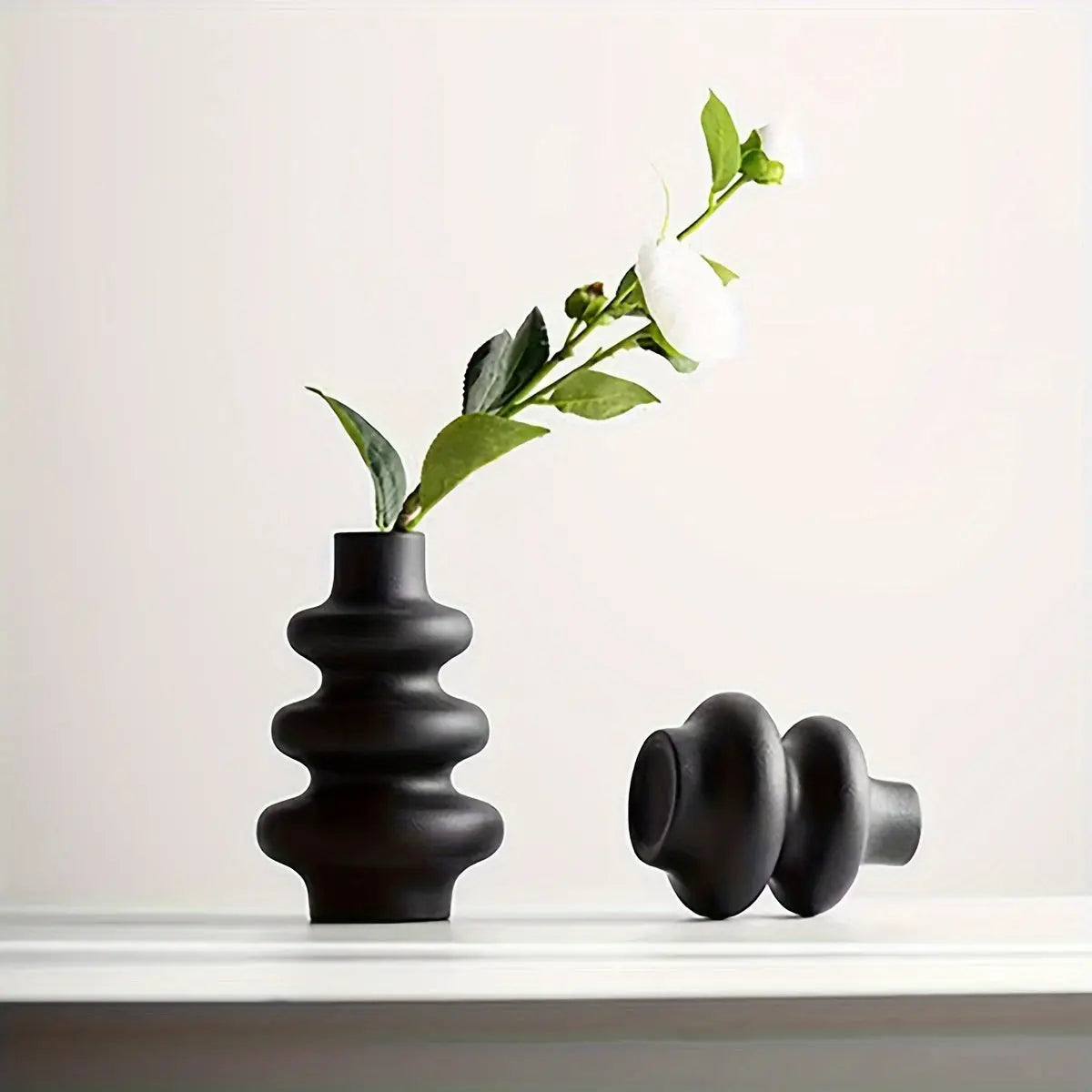 BloomCraft Ceramic Vase | Modern Décor for Flowers