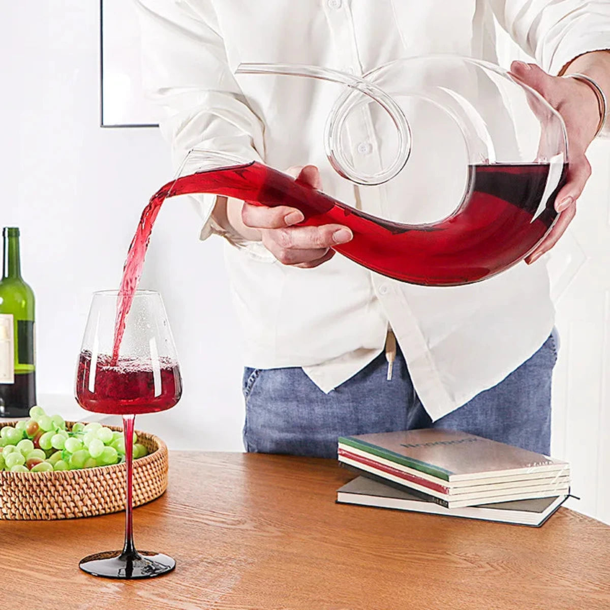 Crystal Swirling Wine Decanter | Elegant Carafe for Aeration & Serving
