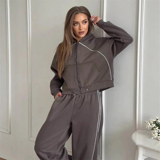 Jenny | Women’s Oversized Zip-Hoodie Set with Elastic Pants & Contrast Seams