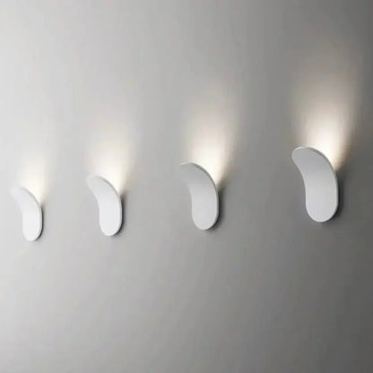Sleek Modern Design | LumiCurve LED Wall Lamp